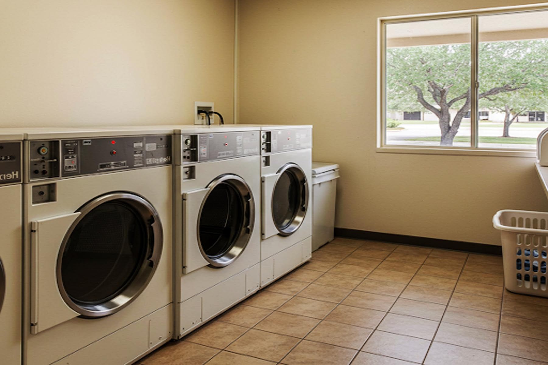 Coin-Operated Laundry Equipment Repair in Pflugerville, Texas
